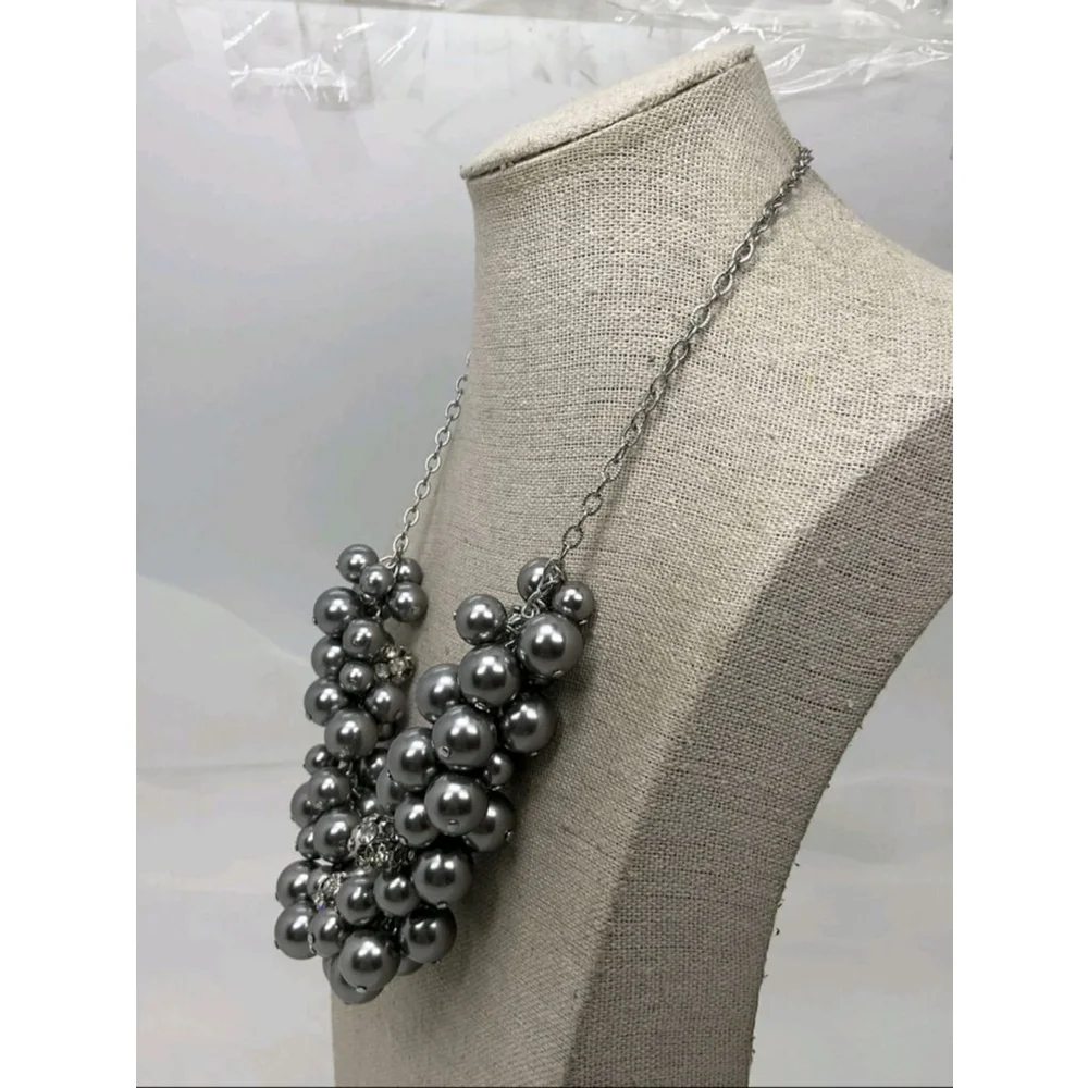 Ann Taylor Metallic Gray Bead Cluster Necklace NWOT